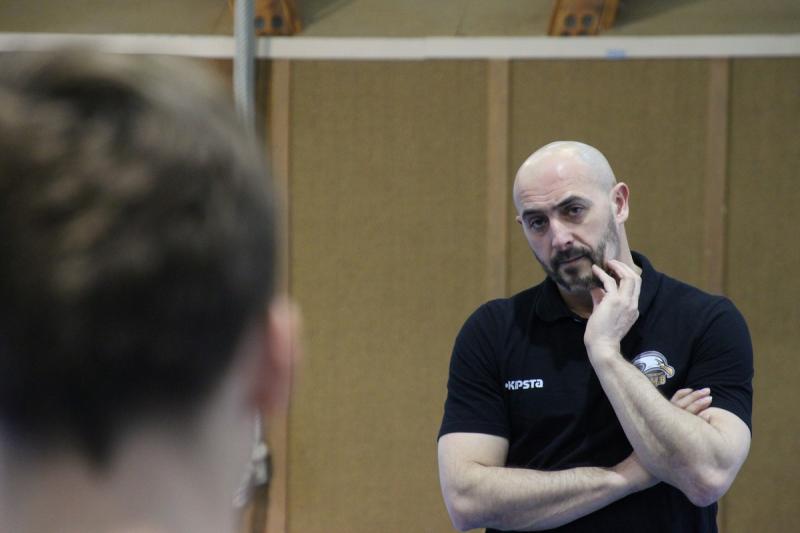 Germain Castano aux commandes de l'entraînement des cadets