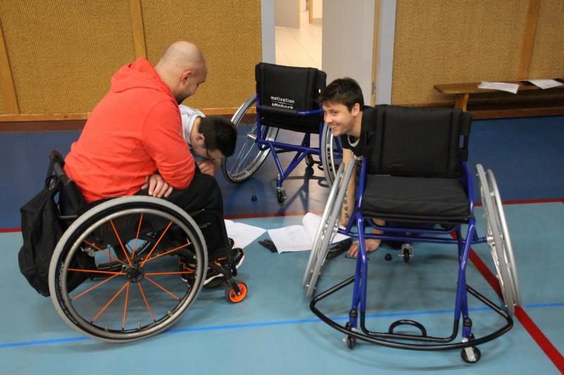 Les premiers fauteuils de la section handi ont été réceptionnés