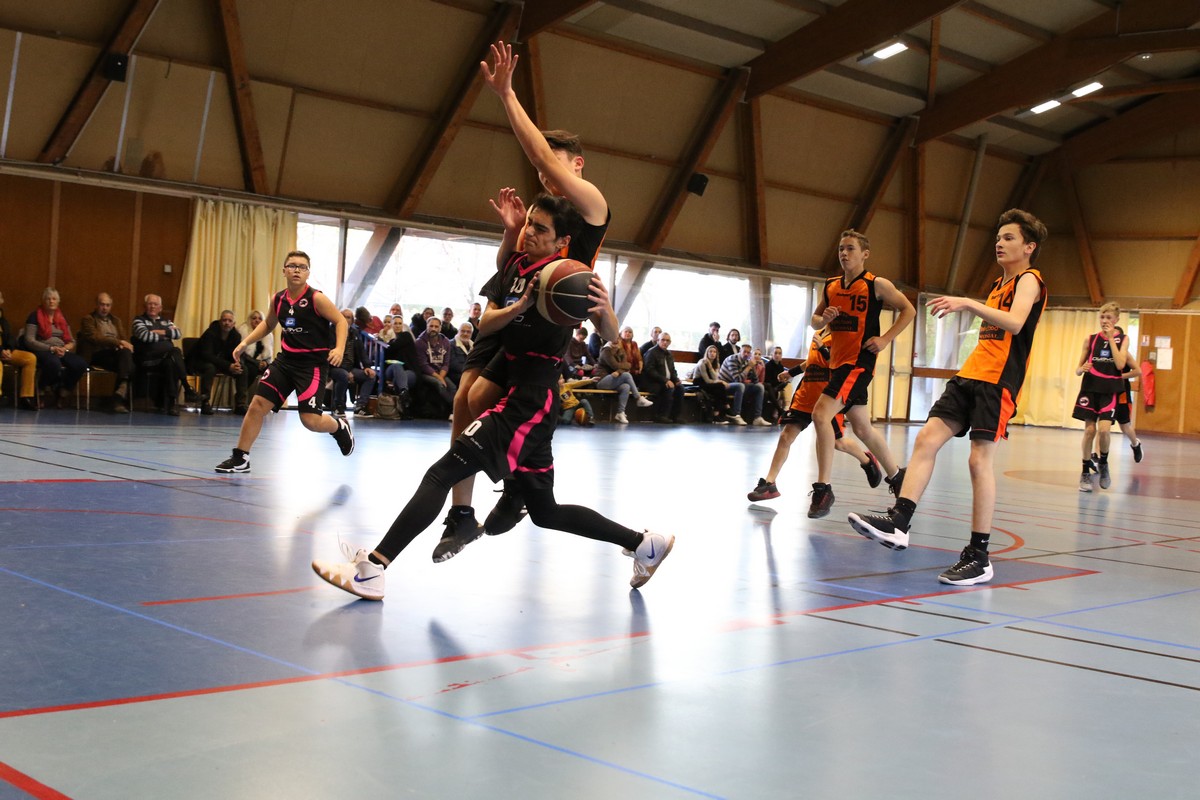 Une WE Noir et Rose en championnats