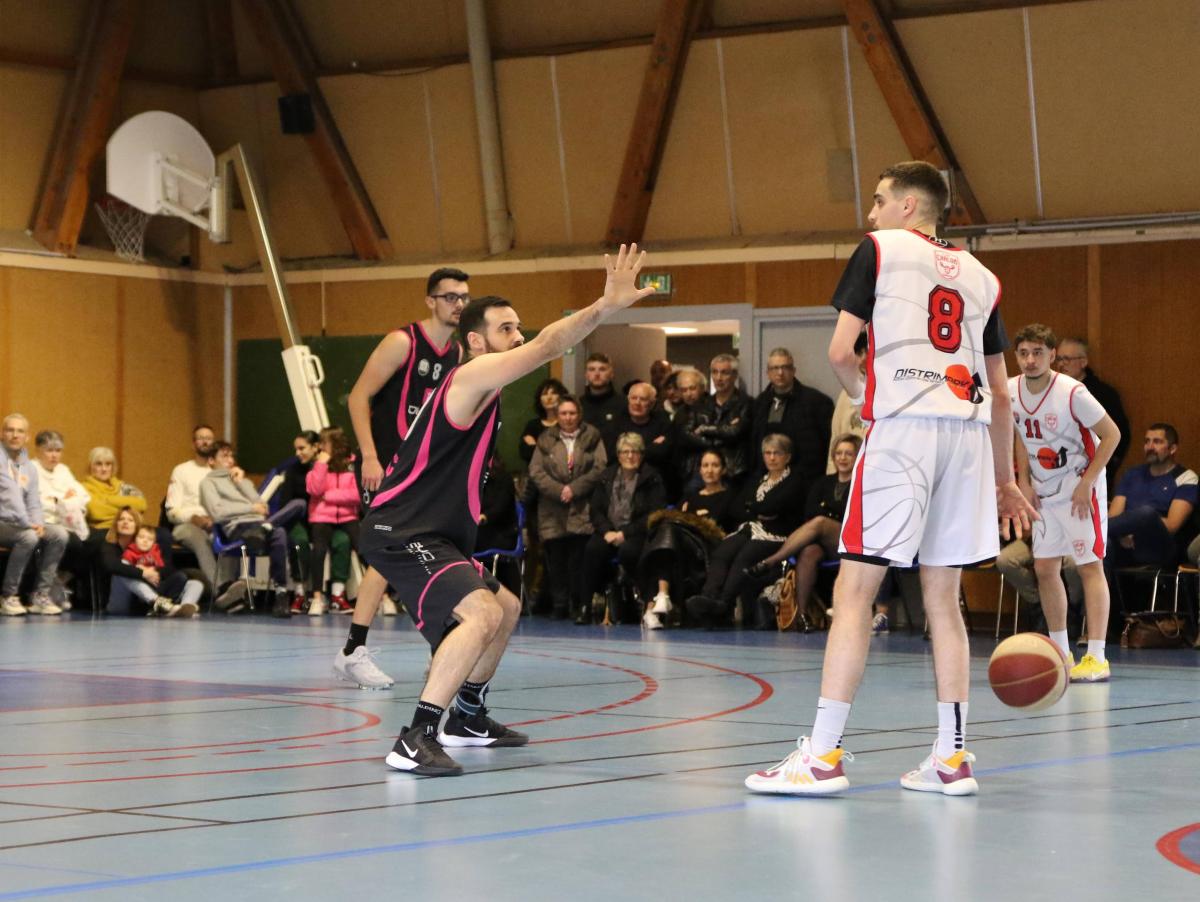 En coupes féminines, ça passe pour les U15 F, ça casse pour les Seniors F