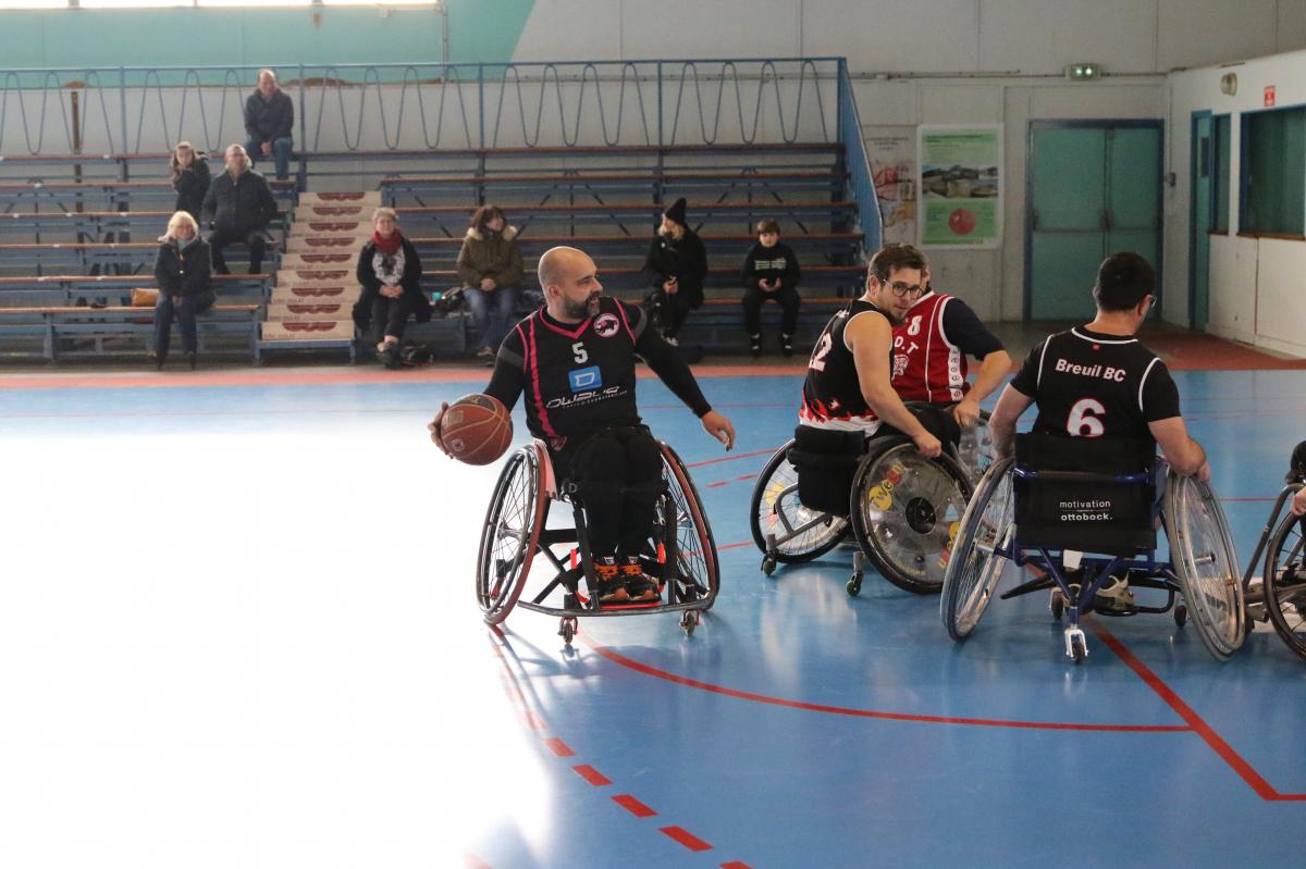 La section Basket Fauteuil ramène la victoire de Vauzelles